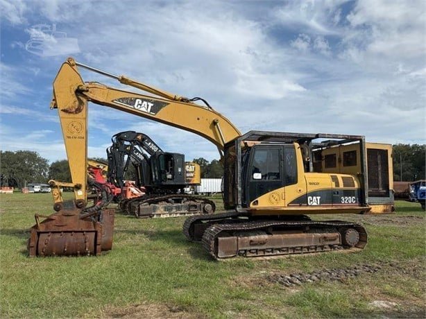 2006 Caterpillar 320CL