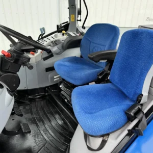 2012 New Holland T6050 - Image 14