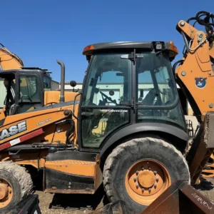 2014 CASE 580SN Backhoe Loader - Image 4