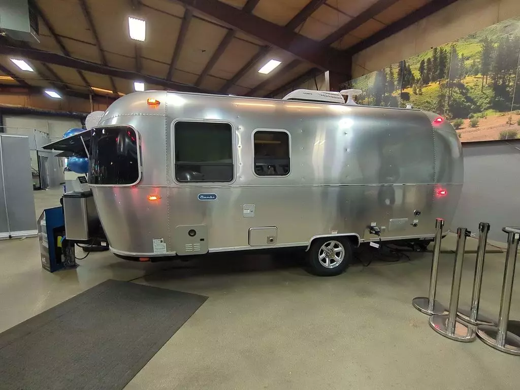 2024 Airstream Bambi 22FB Travel Trailer RV