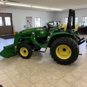 2025 John Deere 3032E Tractor - Image 4