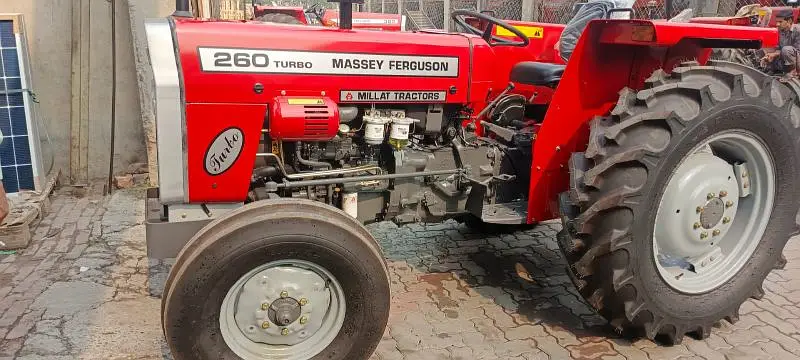 Massey Ferguson MF260 Tractor