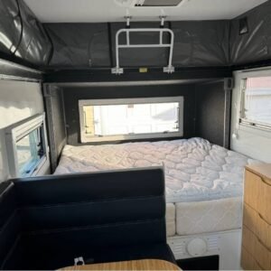 Used 2023 OPUS OP15 - Image 9