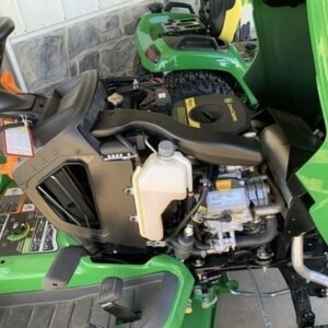 Used 2024 John Deere X730 Tractors - Image 4