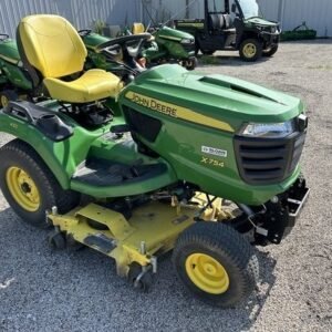 Used 2017 John Deere X754 Tractors