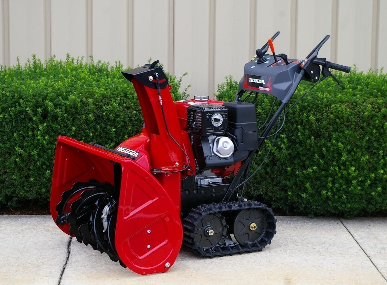 New 2023 Honda HSS1332AAT Snow Blower