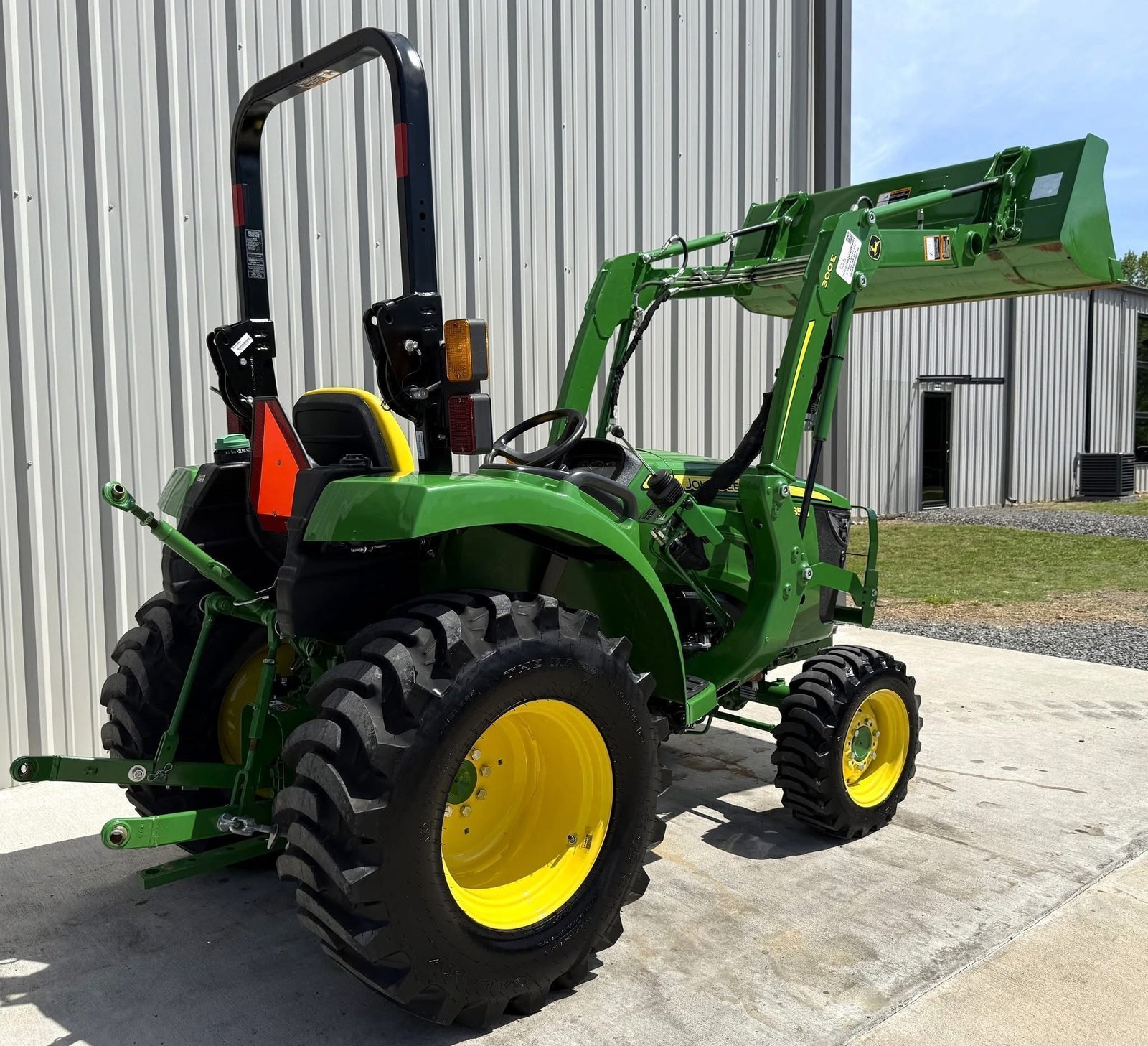 2022 John Deere 3035D 239 Hours 35 HP 4x4