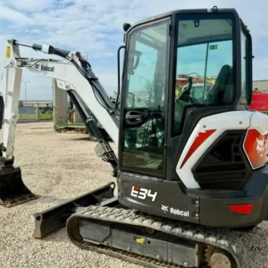 Bobcat E34 3.5 Tonnes Mini Excavator - Image 3