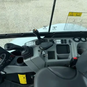 Bobcat E34 3.5 Tonnes Mini Excavator - Image 9