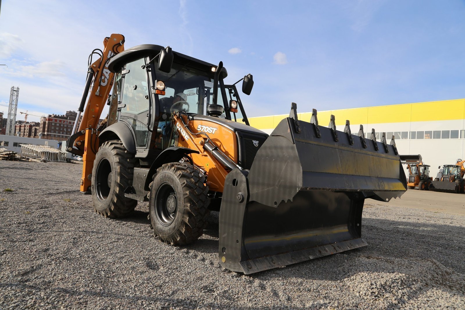 CASE 570ST Backhoe Loader