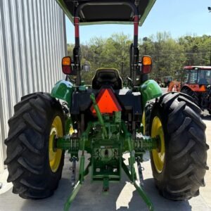 2022 John Deere 5065E  4x4 65 HP - Image 9