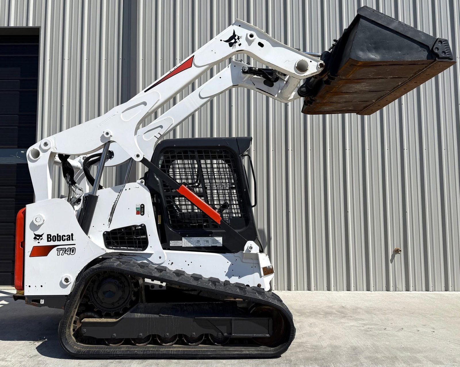 2022 Bobcat T740 174 HP LOADER