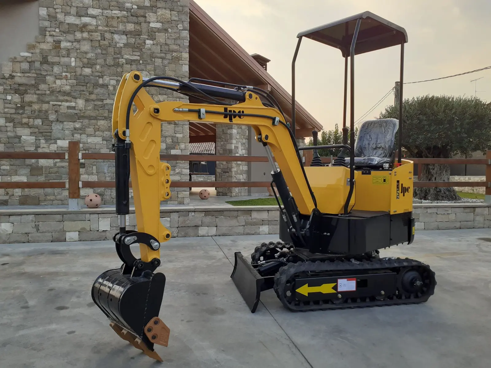 JPC HT12 Mini Excavator