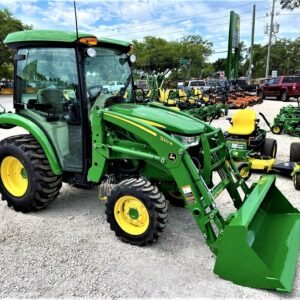 John Deere 3 Series (Mid-Size Compact Utility Tractors) 3033R