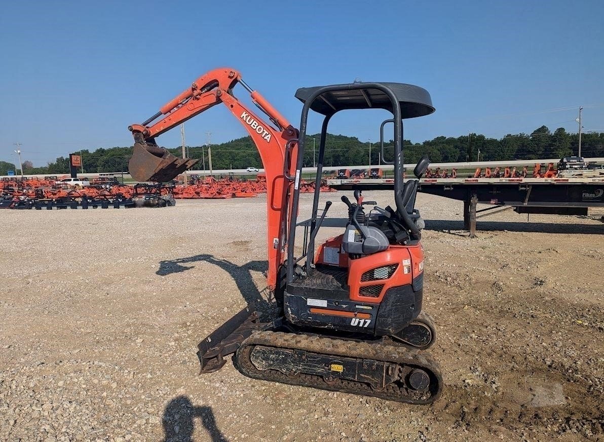 KUBOTA U17