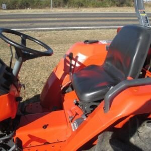 Kubota L2800 Tractor - Image 4