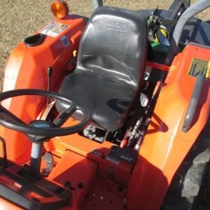 Kubota L2800 Tractor - Image 9
