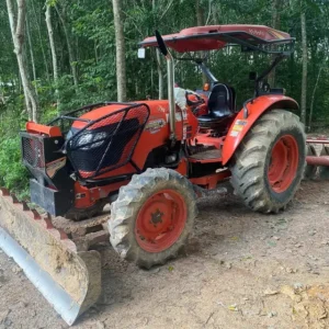 Kubota M6240 Tractor