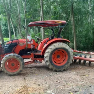 Kubota M6240 Tractor - Image 3