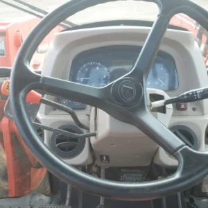 Kubota M8540 Tractor - Image 5
