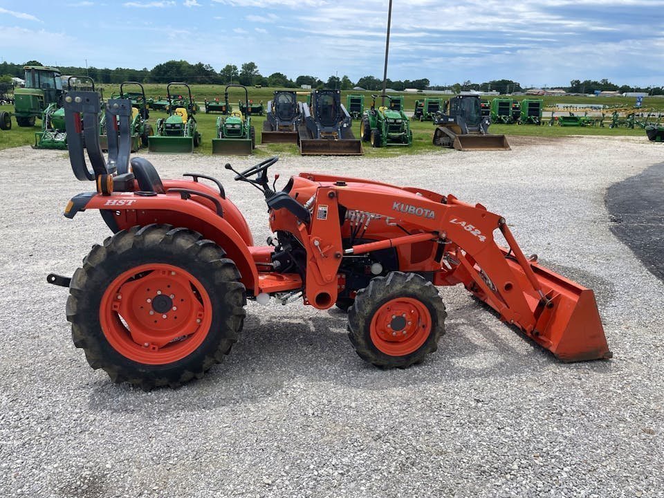 Kubota Tractor L3200