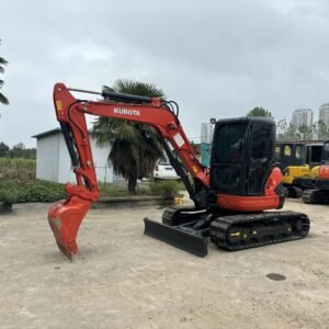Kubota U55-4 Mini Excavator - Image 4