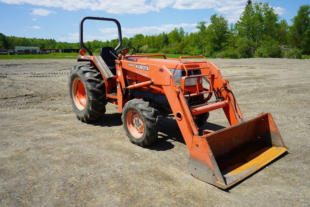Used 1994 Kubota L3600 Tractor