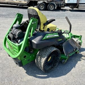 Used 2020 John Deere Z950M Zero Turn Lawn Mower - Image 3