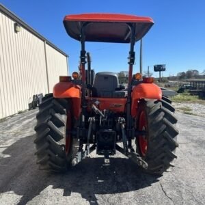 Used 2022 Kubota M6060 Tractor - Image 4
