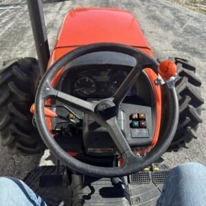 Used 2022 Kubota M6060 Tractor - Image 6