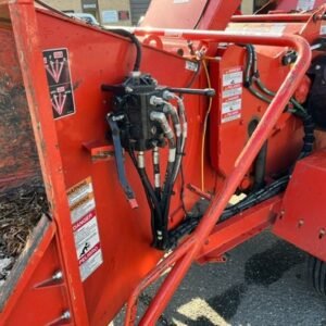 Used 2022 MORBARK 1621X Chipper - Image 3