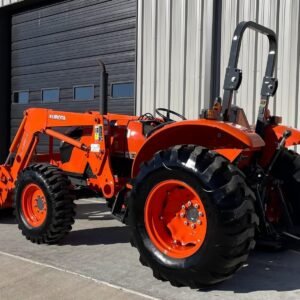 2020 Kubota TRACTOR MODEL M6060  4x4 61 HP - Image 4
