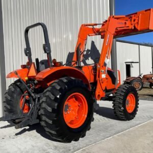 2020 Kubota TRACTOR MODEL M6060  4x4 61 HP - Image 5
