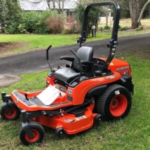 Kubota ZG222 Lawn Mower